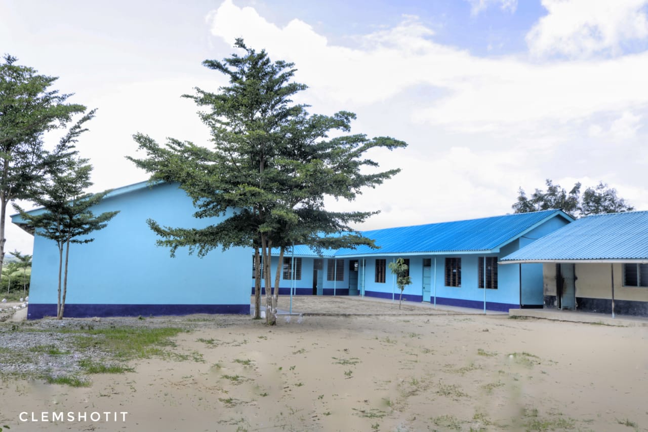 https://kaloleni.ngcdf.go.ke/wp-content/uploads/2021/08/Gogoraruhe-Pry-School-Construction-of-Admin-Block-Library-4No.-classroom-and-supply-of-desks.jpg